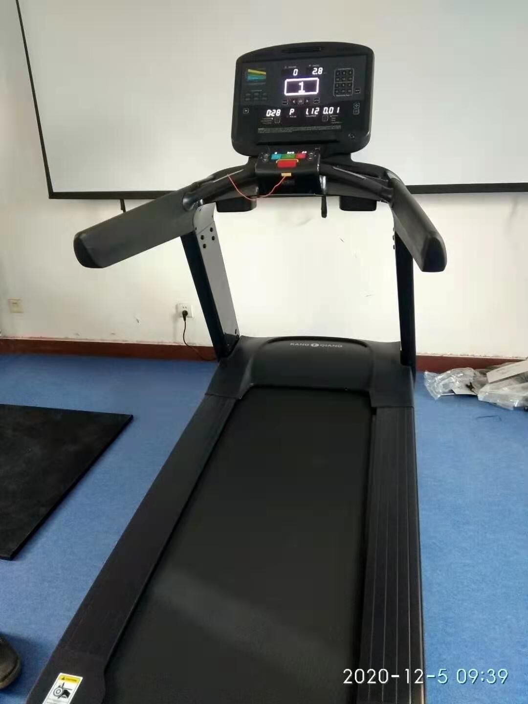 电动抖音国际版怎么看黄的